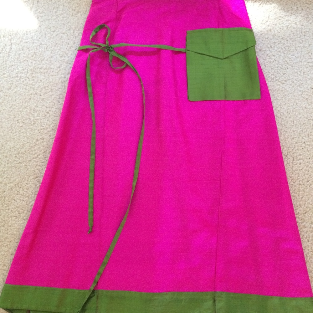 100% Silk Nebo Skirt in Fuchsia Size 6